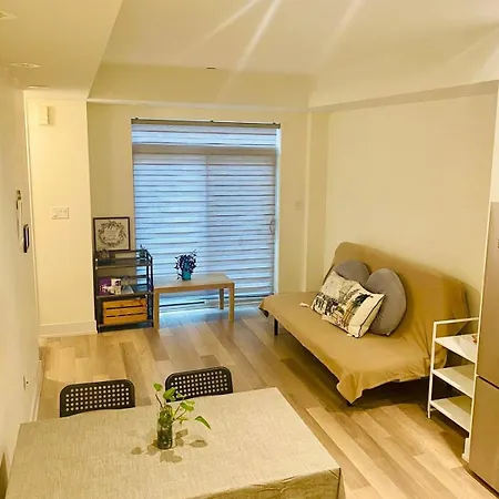 Entire Condo 2 Bedroom Budget Stay Walk To Subway